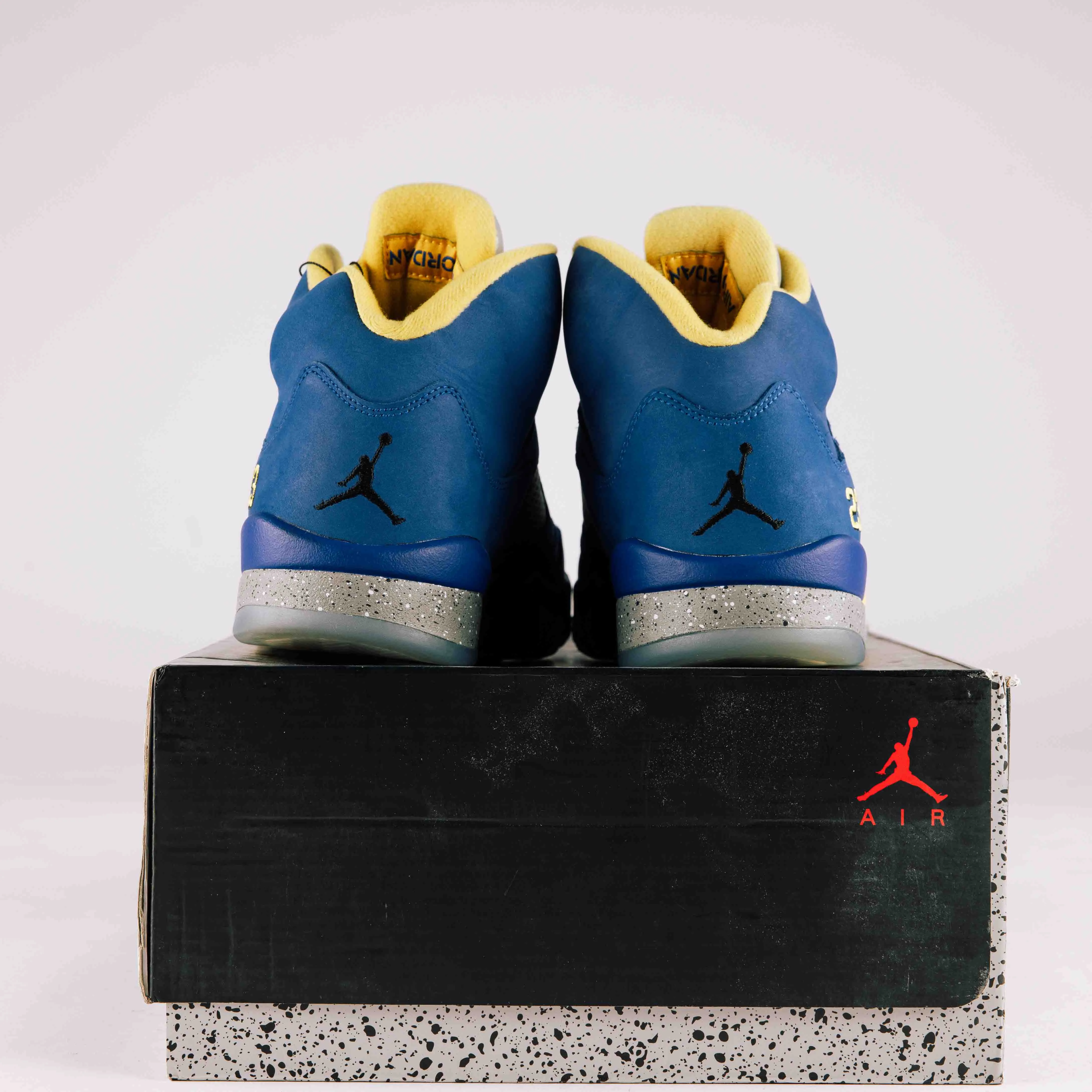 Air Jordan Retro 5 Laney Varsity Royal - Used - 0472