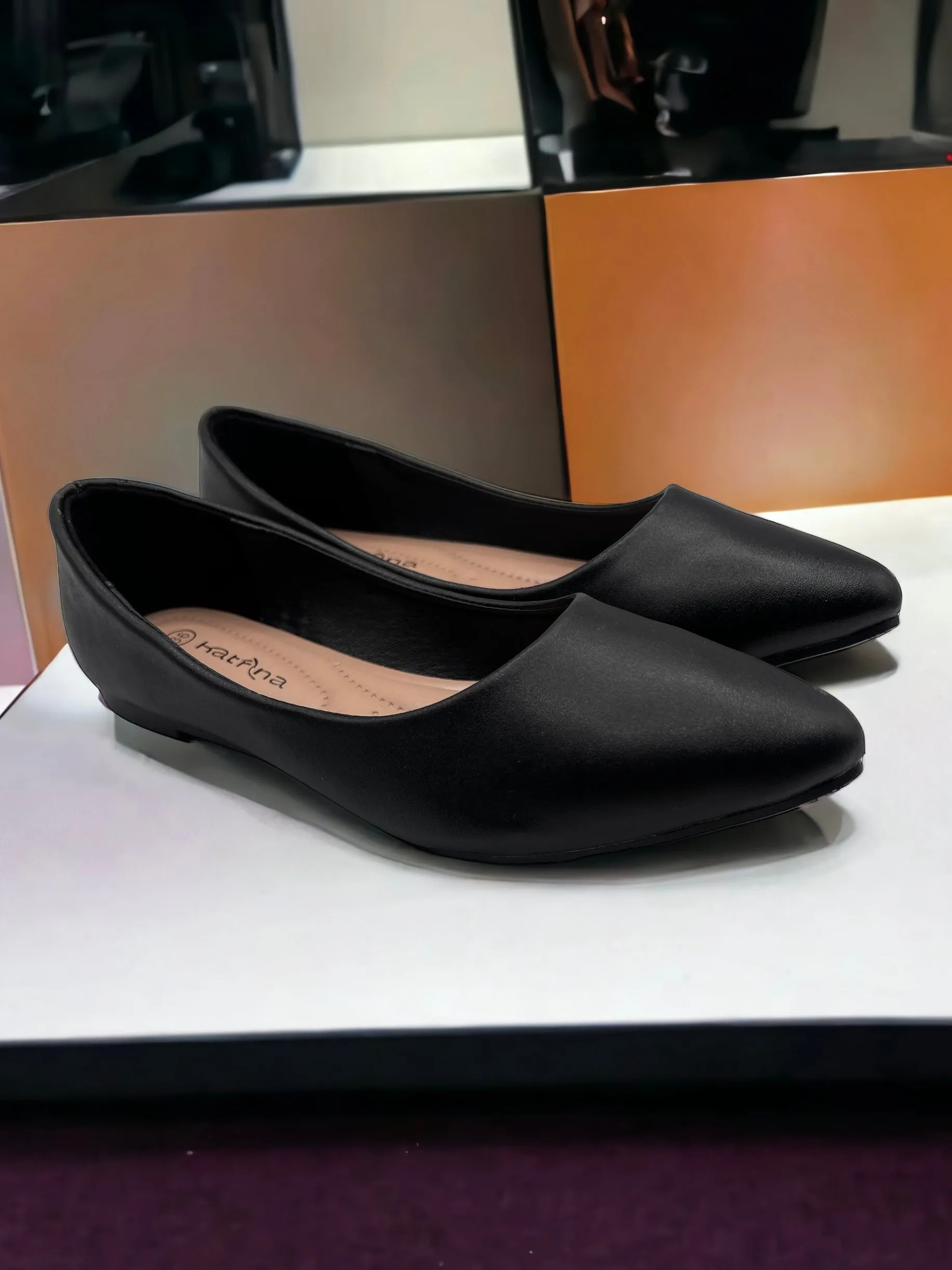 Ladies Minimalist Whole Work Shoes (39/8-42/11)