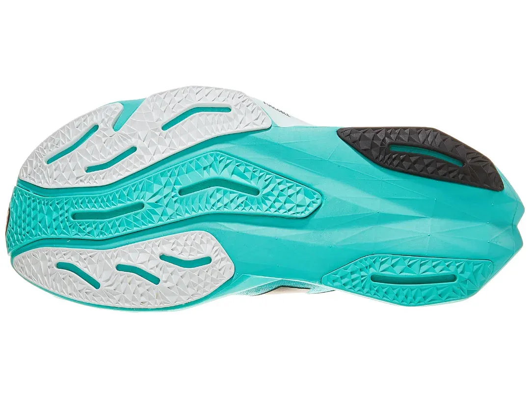 New Balance Women's Fuel Cell Rebel v4 - Cyber jade