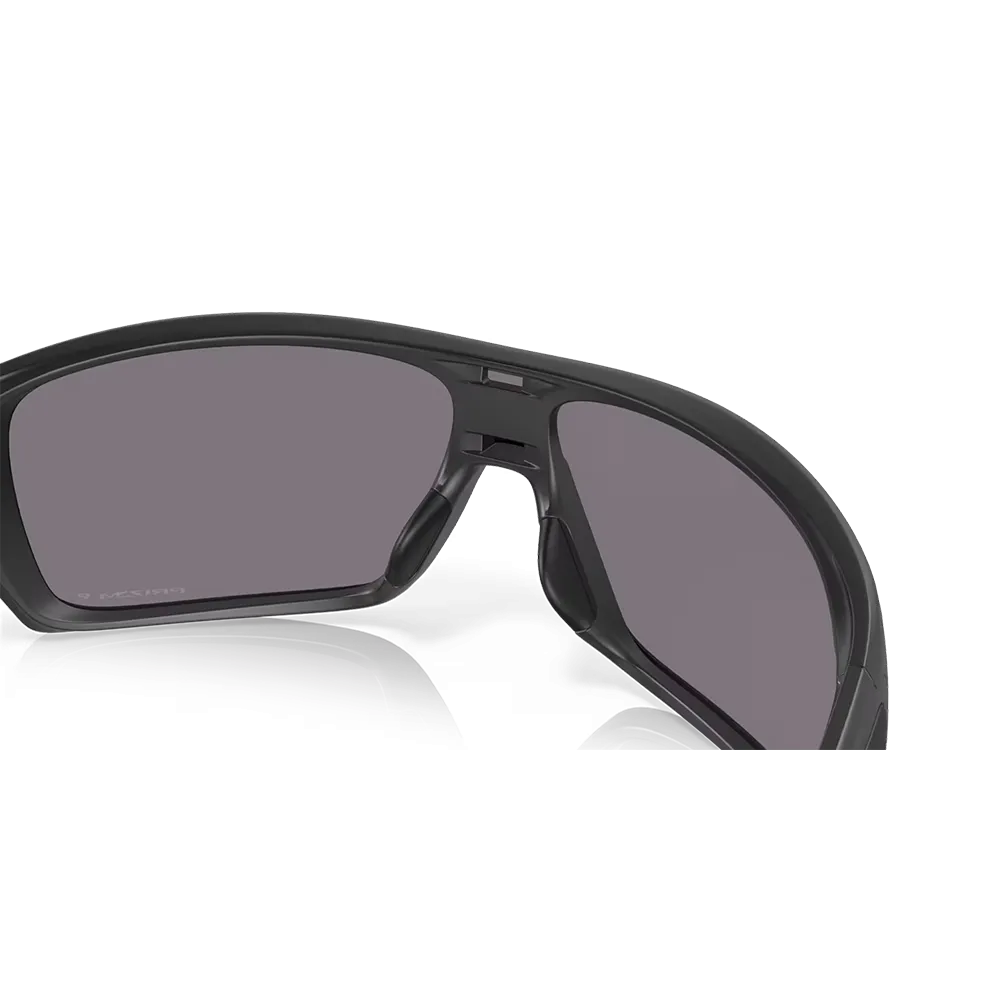 Oakley Turbine Rotor Sunglasses - Prizm Grey Polarized Lenses (Matte Black Frame)