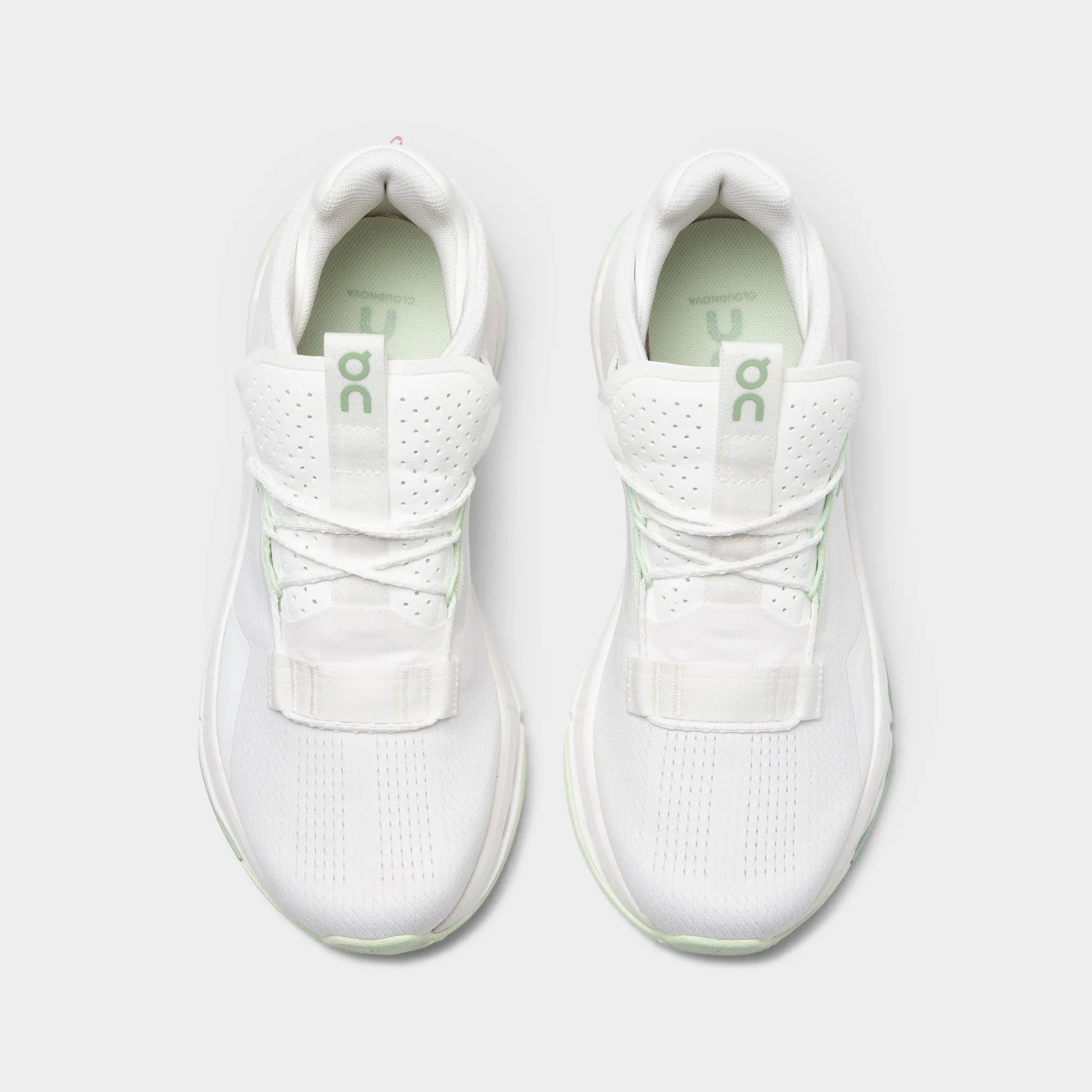 On Women's Cloudnova 2 White / Sage