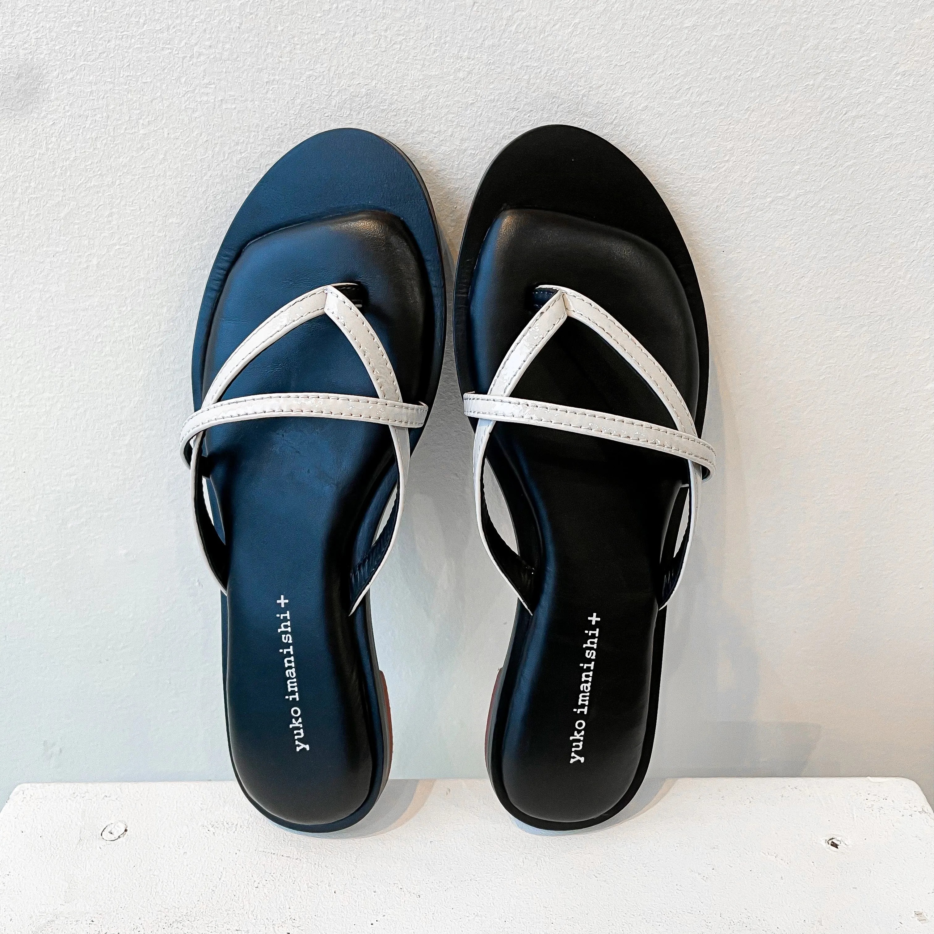 SS21 712027 | Saki - Flip Flop Sandals- Ivory | Yuko Imanishi 