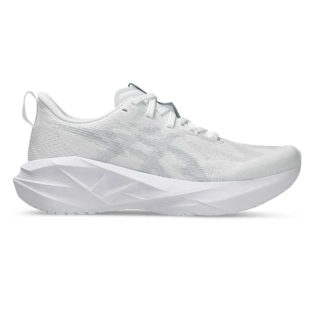 Women's Novablast 5 Running Shoe - White/Piedmont Grey - Regular (B)