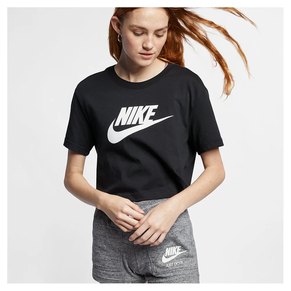 Women's Sportswear Essential Cropped T-Shirt