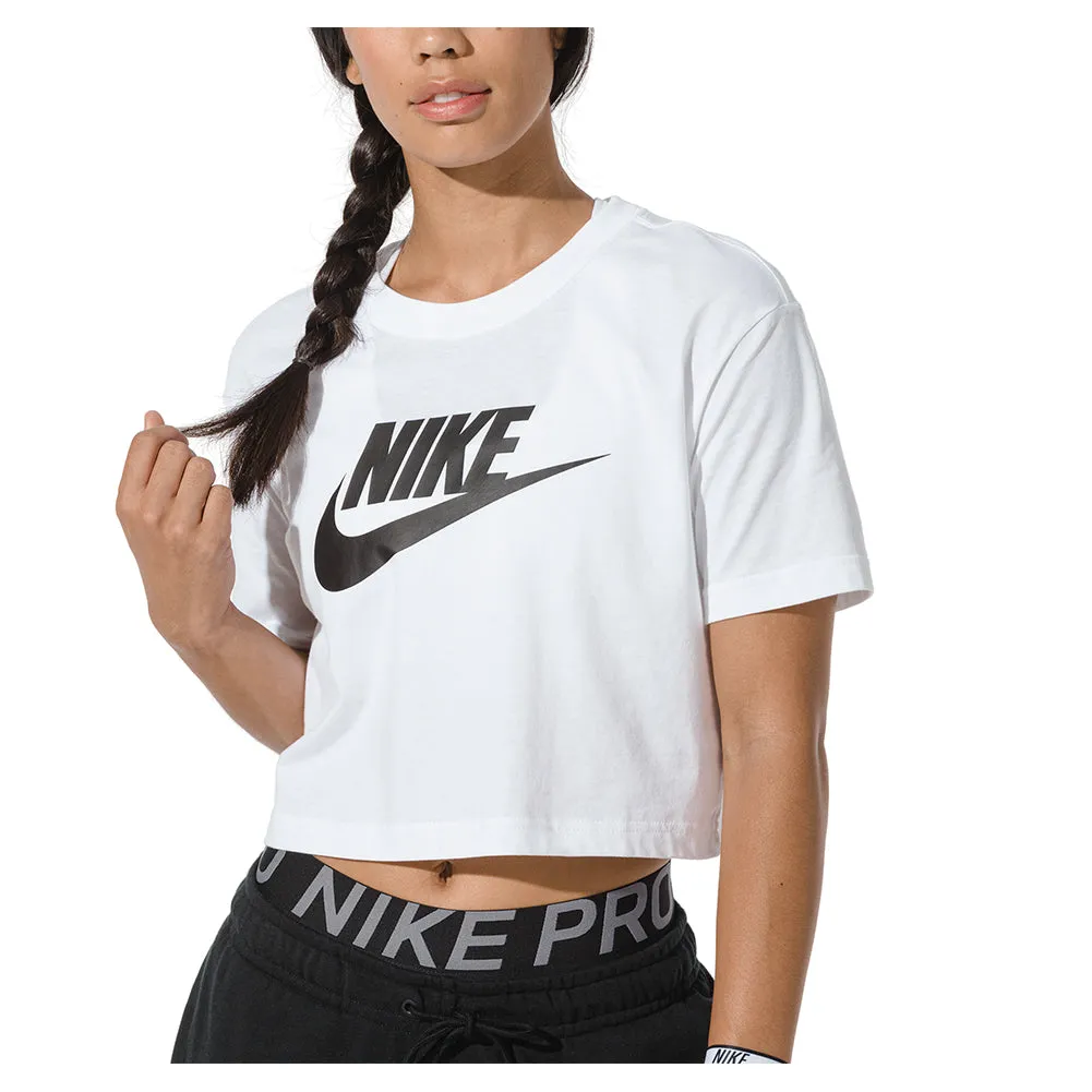 Women's Sportswear Essential Cropped T-Shirt